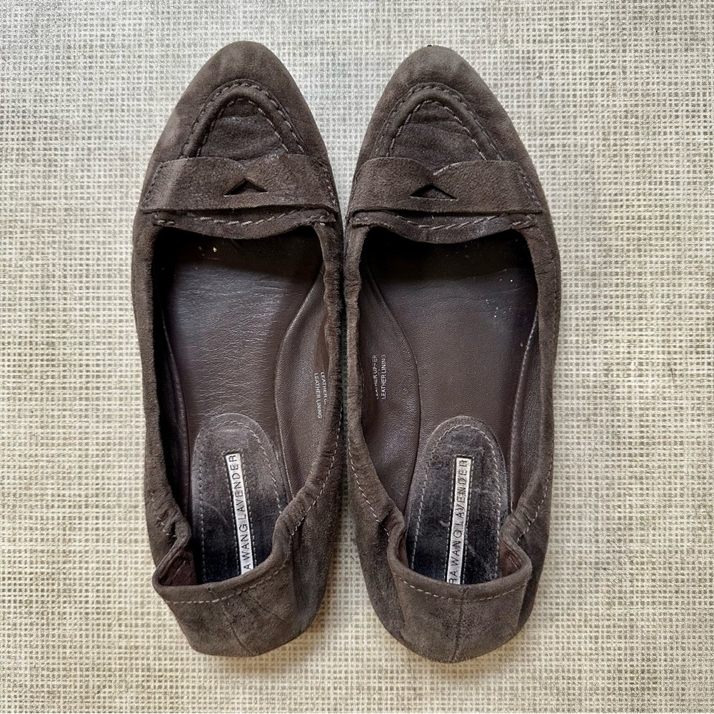 Vera Wang Lavender Label suede flats, size 6.5